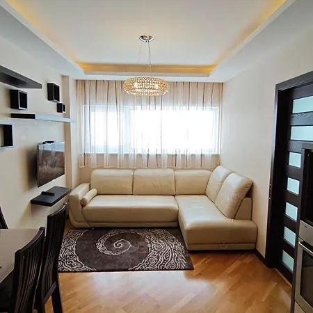 Cozy 2-bedroom Big Lejlighed